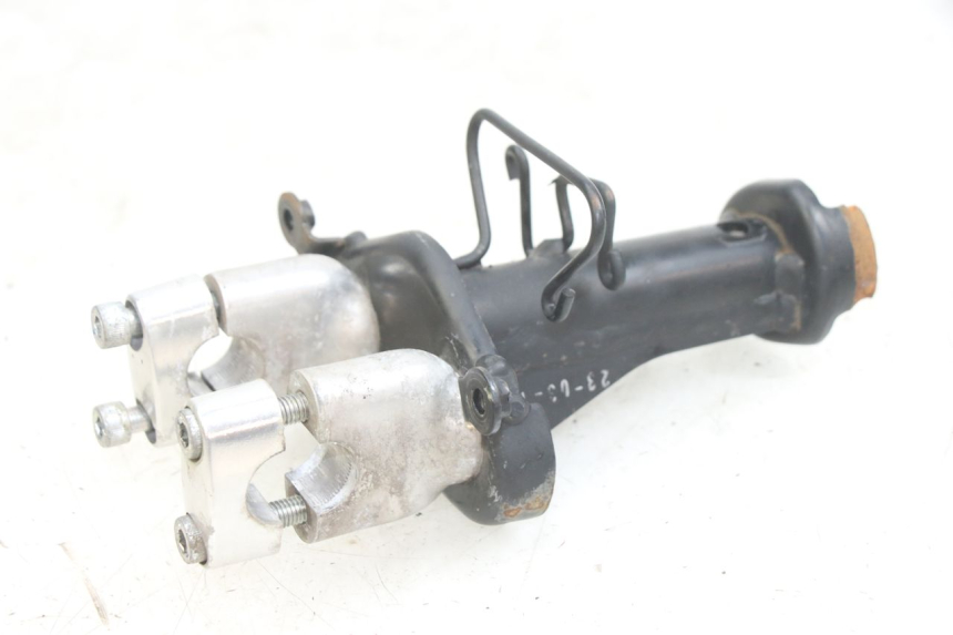 photo de WIDEŁKI KIEROWNICY HONDA PCX (JF28) 125 (2009 - 2011) - Zbliżenie techniczne