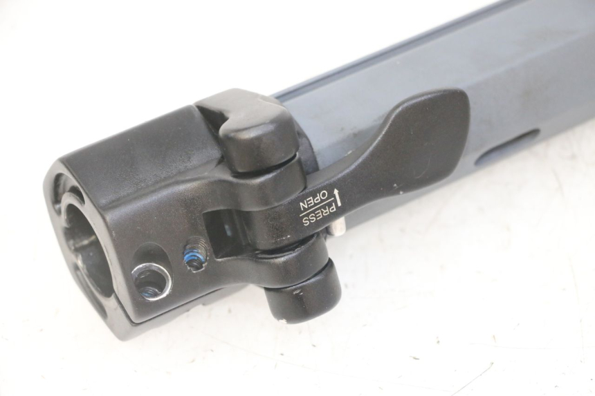 photo de WIDEŁKI KIEROWNICY PUNK ELECTRIC RIDER 1 - Widok ogólny