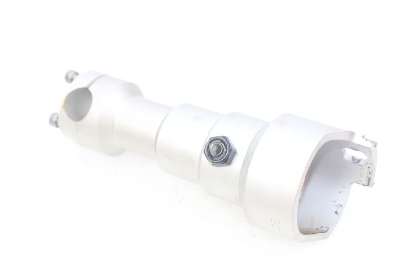 photo de WIDEŁKI KIEROWNICY PEUGEOT STREETZONE 4T 50 (2018 - 2023) - Inny kąt widzenia