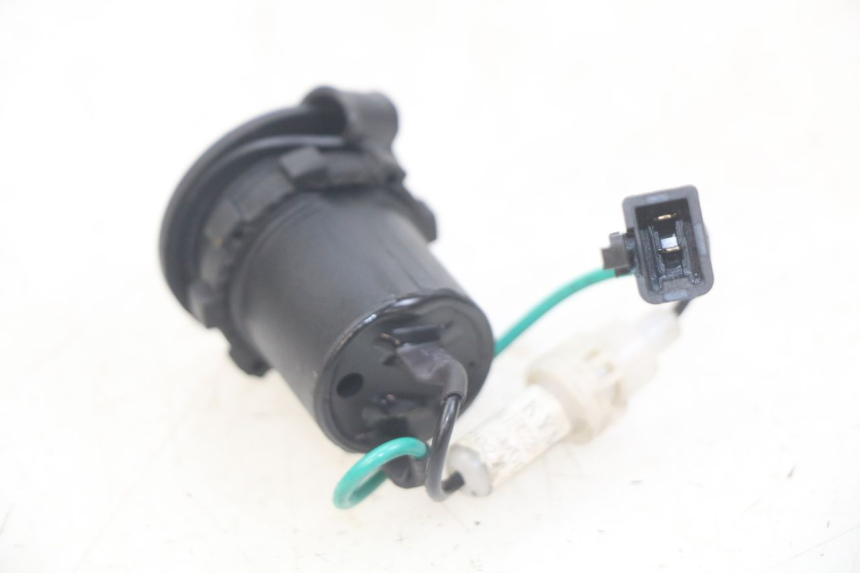 photo de GNIAZDO ZAPALNICZKI KYMCO AGILITY 16+ 4T 50 (2018 - 2023) - Zoom stanu zużycia