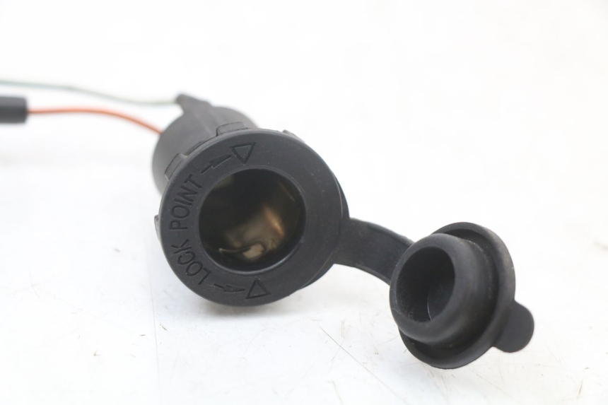 photo de GNIAZDO ZAPALNICZKI KYMCO DINK STREET ABS 125 (2011 - 2018) - Inny kąt widzenia