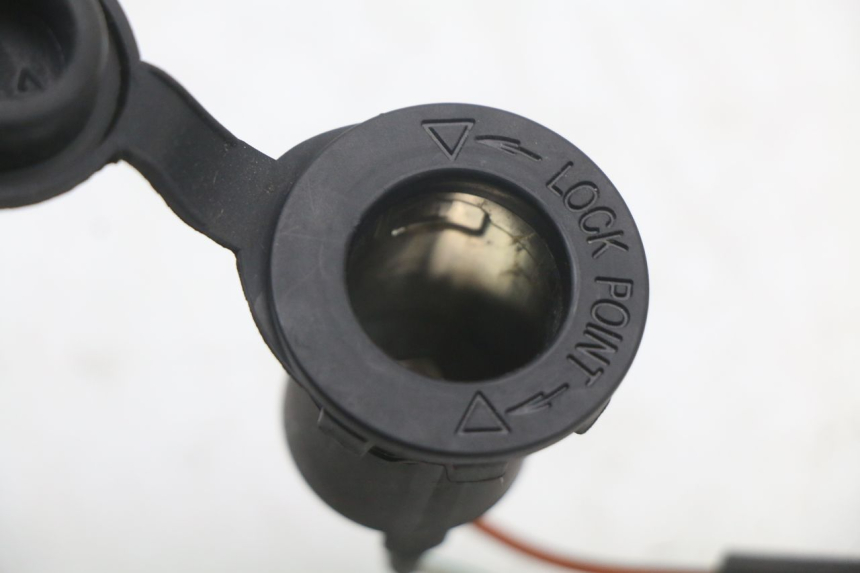 photo de GNIAZDO ZAPALNICZKI KYMCO DINK STREET ABS 125 (2011 - 2018) - Zbliżenie techniczne