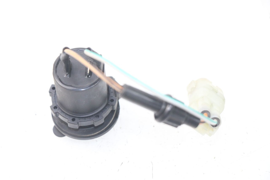 photo de GNIAZDO ZAPALNICZKI KYMCO DINK STREET 125 (2009 - 2014) - Zoom stanu zużycia