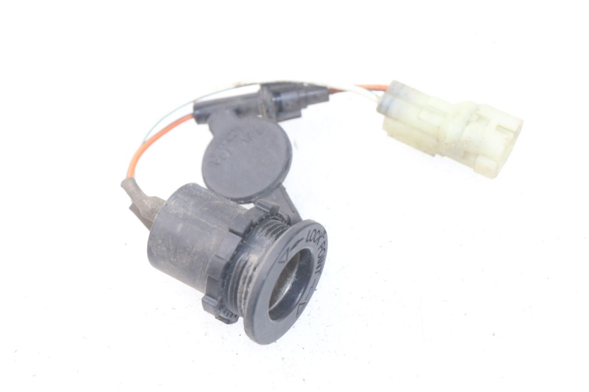 photo de GNIAZDO ZAPALNICZKI KYMCO DINK STREET 125 (2009 - 2014) - Zoom stanu zużycia