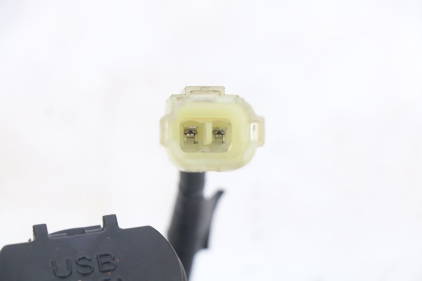 photo de GNIAZDO ZAPALNICZKI SYM GTS EFI 125 (2012 - 2016) - Zbliżenie techniczne