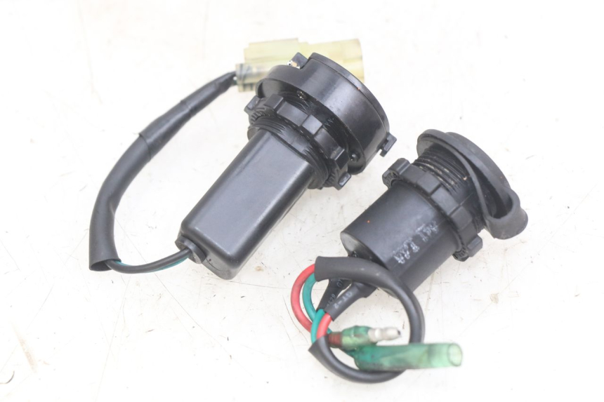 photo de GNIAZDO ZAPALNICZKI SYM GTS EFI 125 (2012 - 2016) - Punkty mocowania