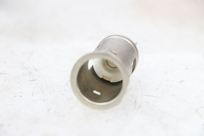 photo de GNIAZDO ZAPALNICZKI HONDA PCX (JF57/JF64) 125 (2014 - 2018) - Zoom stanu zużycia