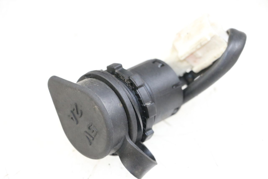 photo de GNIAZDO ZAPALNICZKI SYM JET 14 4T 50 (2018 - 2022) - Zoom stanu zużycia