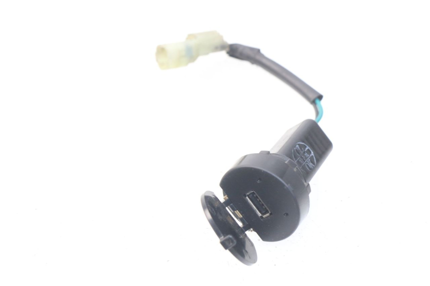 photo de GNIAZDO ZAPALNICZKI SYM JOYMAX 250 (2013 - 2017) - Inny kąt widzenia