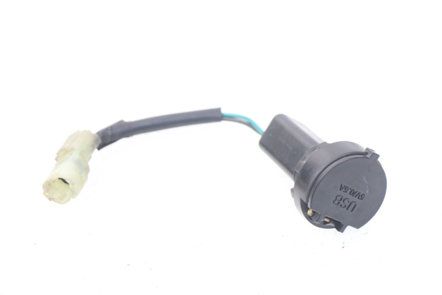 photo de GNIAZDO ZAPALNICZKI SYM JOYMAX 250 (2013 - 2017) - Stan powierzchni