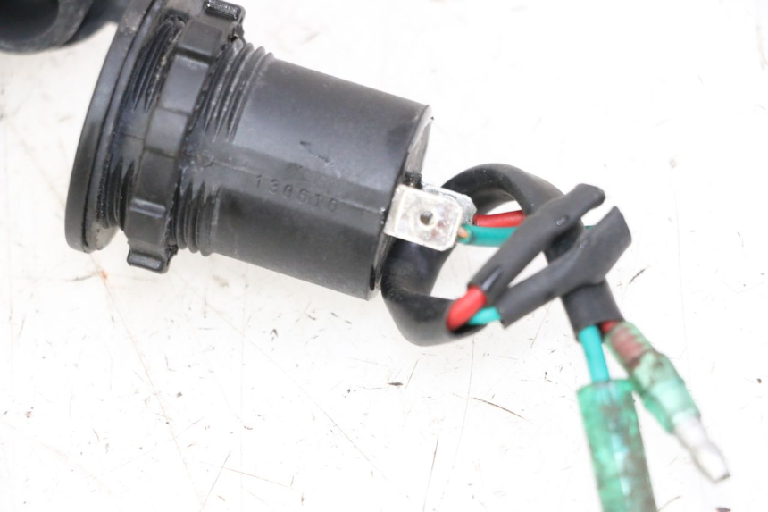 photo de GNIAZDO ZAPALNICZKI SYM JOYMAX 125 (2010 - 2017) - Zbliżenie techniczne