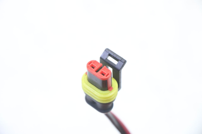 photo de GNIAZDO ZAPALNICZKI PIAGGIO MP3 HPE 310 (2024 - 2025) - Zbliżenie techniczne