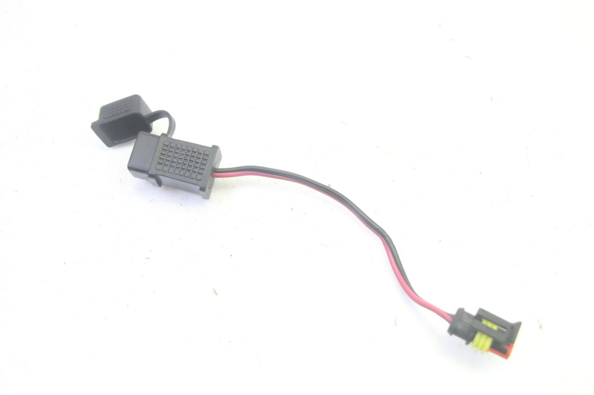 photo de GNIAZDO ZAPALNICZKI PIAGGIO MP3 HPE 350 (2018 - 2020) - Inny kąt widzenia