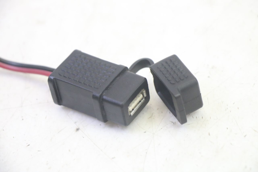 photo de GNIAZDO ZAPALNICZKI PIAGGIO MP3 500 (2016 - 2018) - Szczegół części