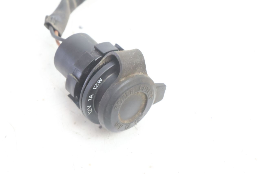 photo de GNIAZDO ZAPALNICZKI YAMAHA N-MAX NMAX 125 (2021 - 2024) - Zbliżenie techniczne