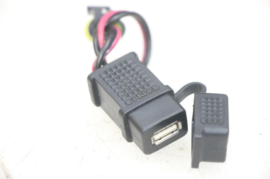 photo de GNIAZDO ZAPALNICZKI PIAGGIO NEW TYPHOON 50 (2018 - 2021) - Szczegół części