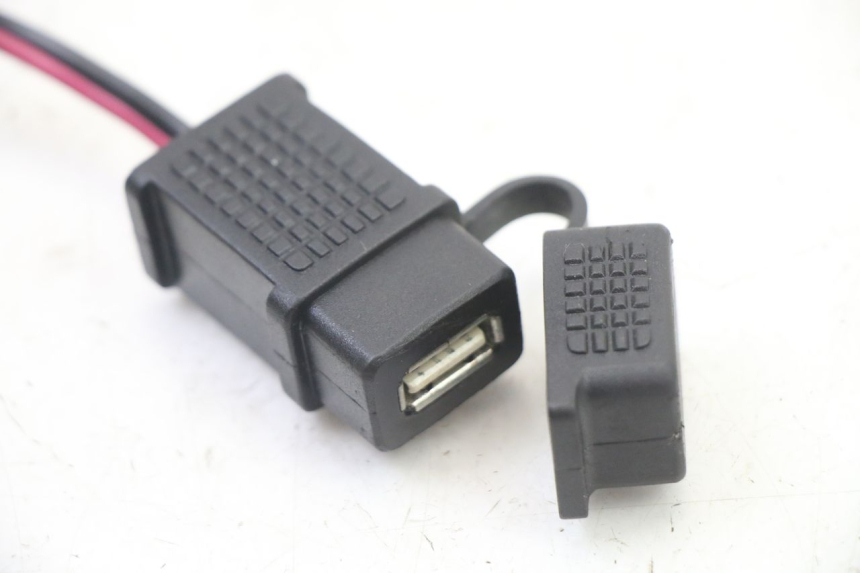 photo de GNIAZDO ZAPALNICZKI PIAGGIO NEW TYPHOON 50 (2018 - 2021) - Szczegół części