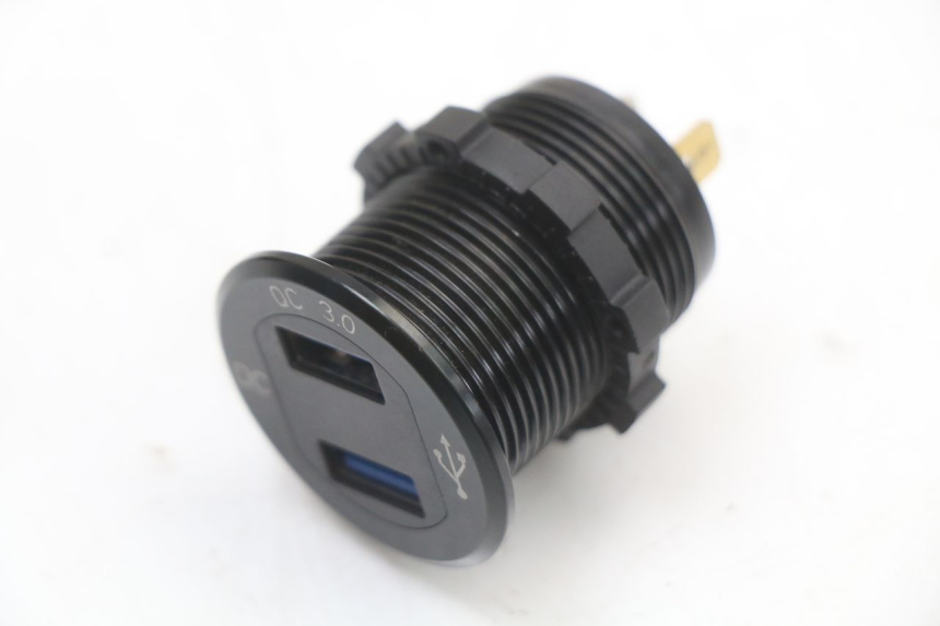 photo de GNIAZDO ZAPALNICZKI KAWASAKI NINJA 400 (2018 - 2023) - Widok główny