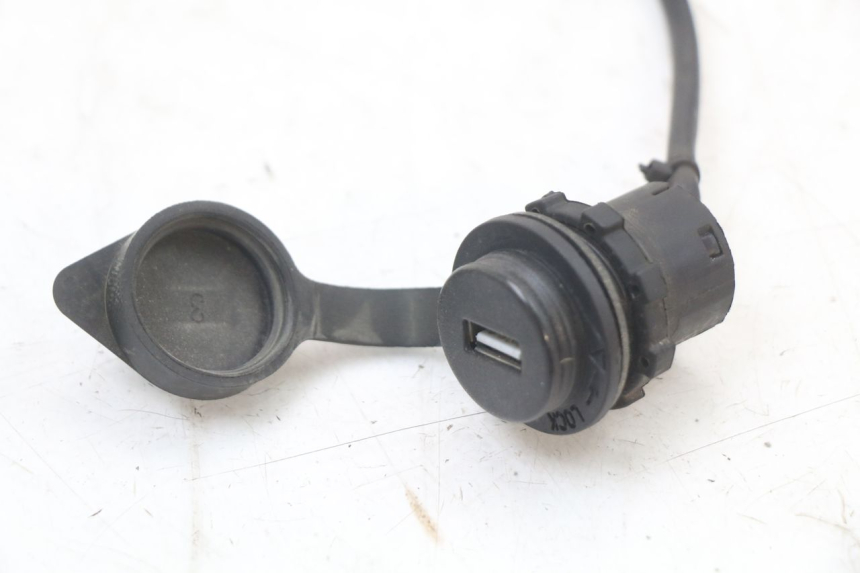 photo de GNIAZDO ZAPALNICZKI PEUGEOT BELVILLE 125 (2017 - 2021) - Szczegół części