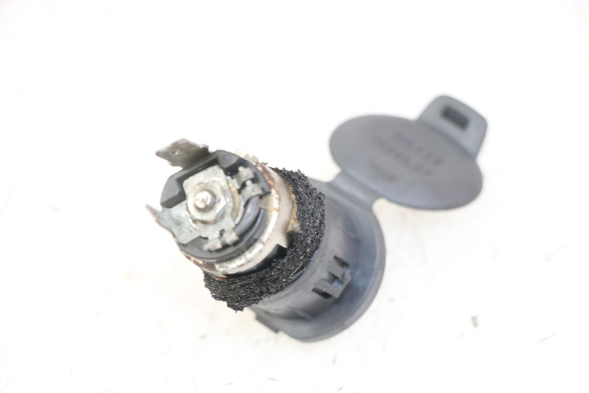 photo de GNIAZDO ZAPALNICZKI SUZUKI BURGMAN 125 (2018 - 2021) - Inny kąt widzenia