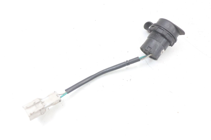 photo de GNIAZDO ZAPALNICZKI SYM ORBIT III 3 4T 50 (2018 - 2021) - Inny kąt widzenia