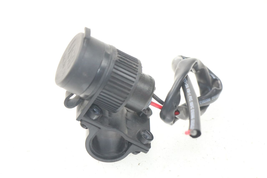 photo de GNIAZDO ZAPALNICZKI KAWASAKI Z Z900 900 (2017 - 2019) - Inny kąt widzenia