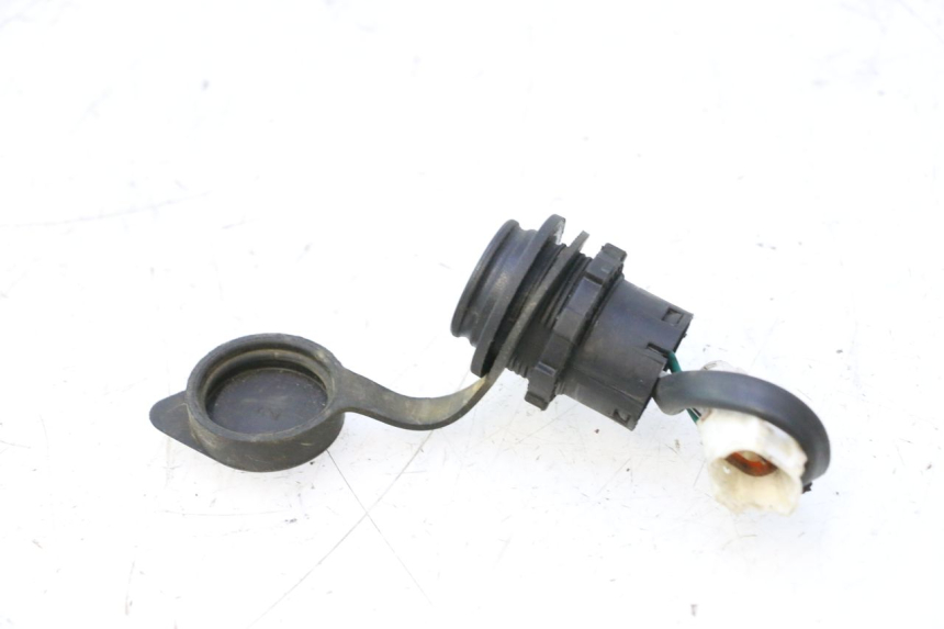 photo de GNIAZDO USB SYM FIDDLE 3 III 50 (2014 - 2020) - Zoom stanu zużycia