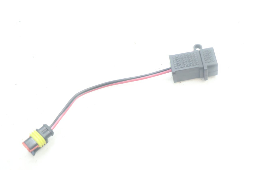 photo de GNIAZDO USB PIAGGIO MP3 500 (2016 - 2018) - Widok główny