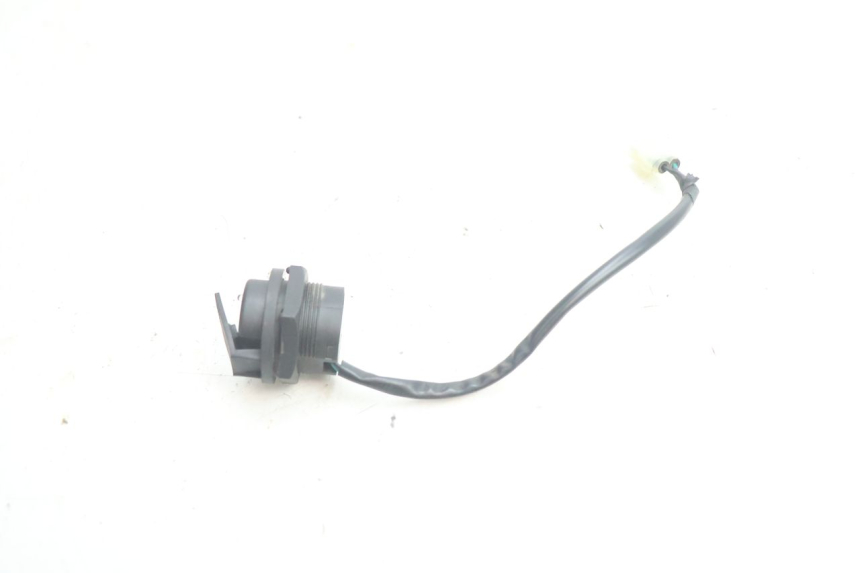 photo de GNIAZDO USB KYMCO LIKE 4T 50 (2019 - 2025) - Inny kąt widzenia