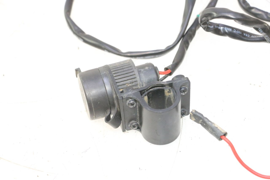 photo de GNIAZDO USB BOOM TRIKE FUN 500 (2004 - 2010) - Zbliżenie techniczne