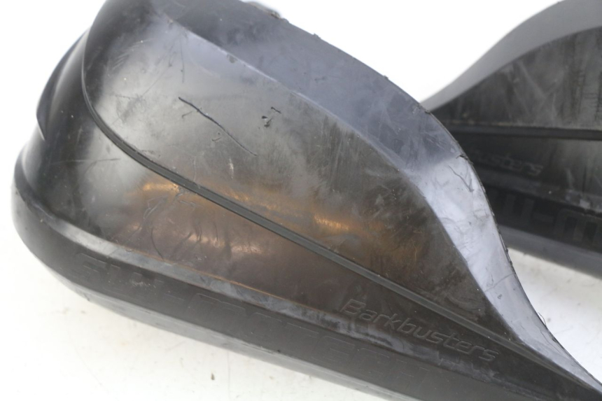 photo de OSŁONA RĄK HONDA CB R 1000 (2018 - 2023) - Stan powierzchni