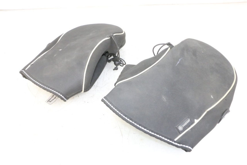 photo de OSŁONA RĄK PIAGGIO MP3 500 (2016 - 2018) - Oznaczenia i referencje