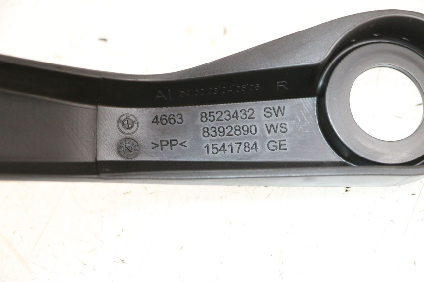 photo de OSŁONA RĄK BMW R GS 1250 (2021 - 2024) - Zoom stanu zużycia