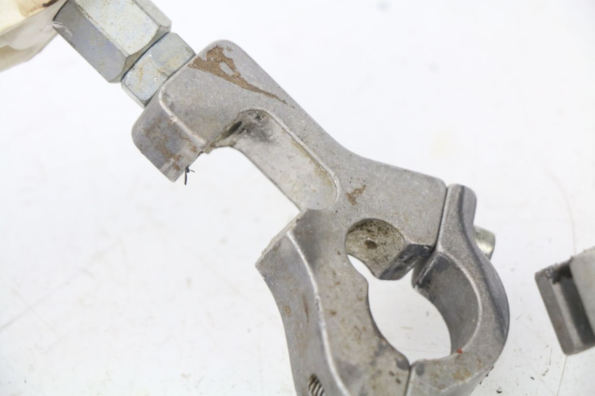 photo de OSŁONA RĄK YAMAHA YZ 80 (1998 - 2001) - Zoom stanu zużycia