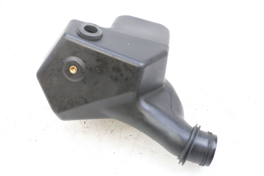 photo de Zbiornik spryskiwacza ADIVA AD3 300 (2014 - 2020) - Inny kąt widzenia