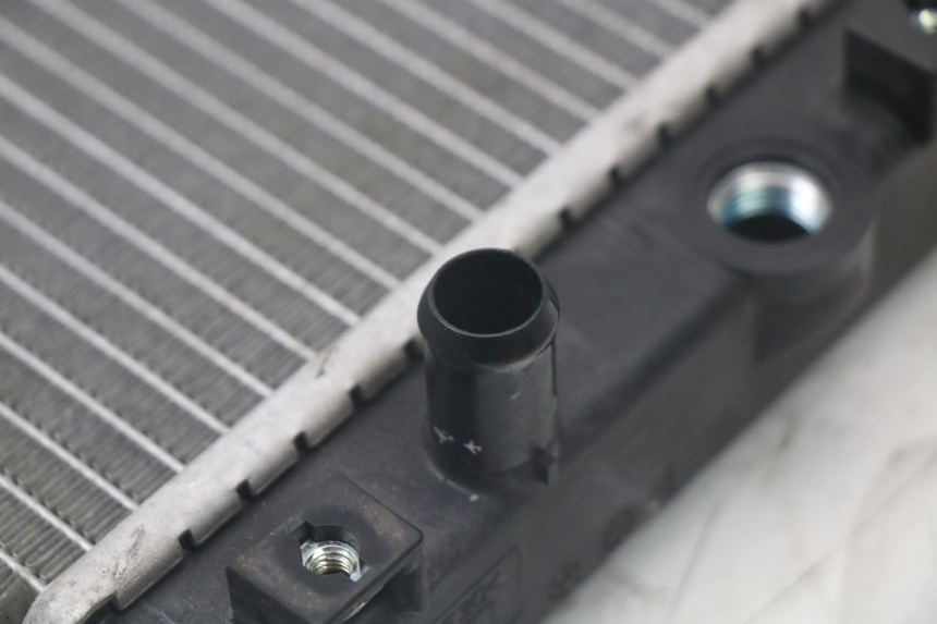 photo de CHŁODNICA QUADRO 3D S 350 (2013 - 2018) - Punkty mocowania