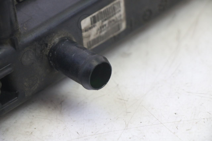 photo de CHŁODNICA QUADRO 4 4D 350 (2015 - 2018) - Widok ogólny