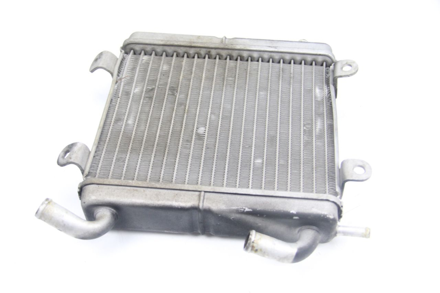 photo de CHŁODNICA YAMAHA AEROX NAKED 2T 50 (2013 - 2017) - Inny kąt widzenia