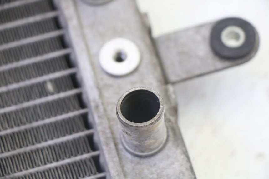 photo de CHŁODNICA SUZUKI BURGMAN 125 (2007 - 2014) - Zoom stanu zużycia