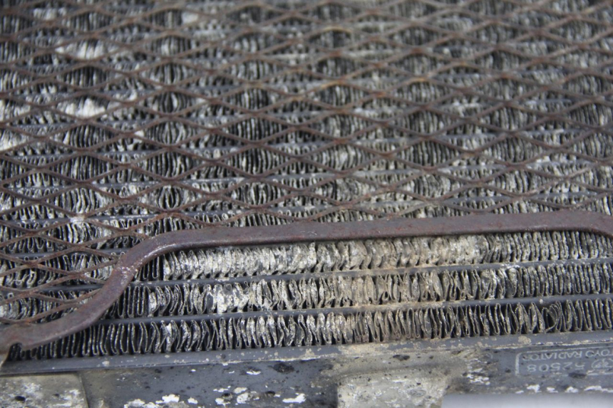 photo de CHŁODNICA HONDA CBR F SC21 1000 (1986 - 1992) - Inny kąt widzenia