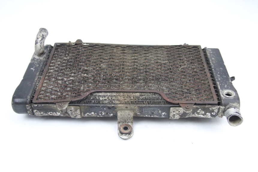 photo de CHŁODNICA HONDA CBR F SC21 1000 (1986 - 1992) - Zbliżenie techniczne