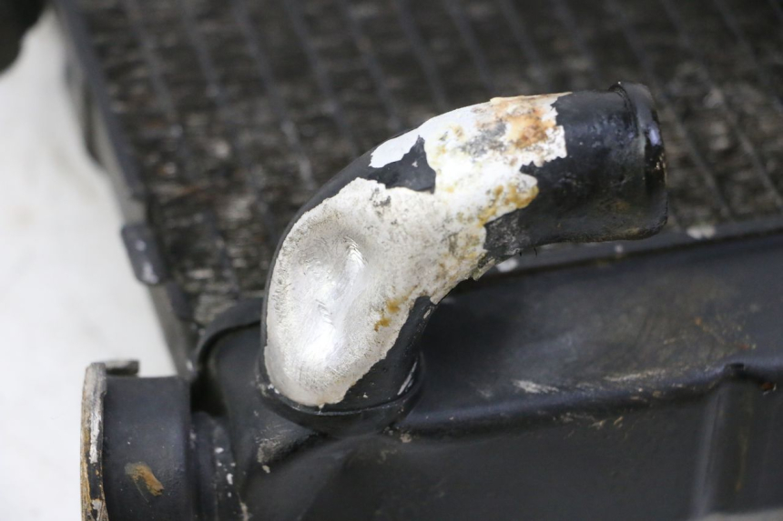 photo de CHŁODNICA HONDA CBR RR FIREBLADE 900 (1992 - 1994) - Szczegóły charakterystyczne