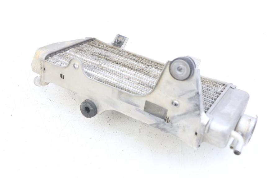 photo de PRAWY CHŁODNICA HONDA CRF CR-F 450 (2009 - 2012) - Oznaczenia i referencje