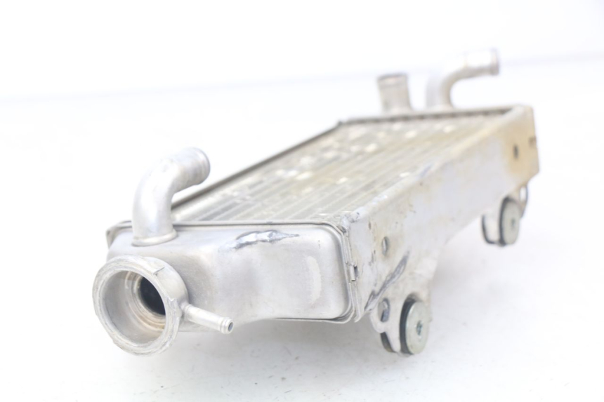 photo de CHŁODNICA PRAWA SUZUKI RM-Z RMZ 250 (2010 - 2016) - Inny kąt widzenia