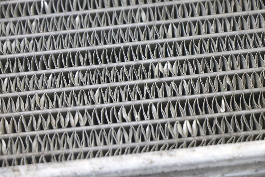 photo de PRAWY CHŁODNICA YAMAHA YZ 125 (2006 - 2016) - Zoom stanu zużycia