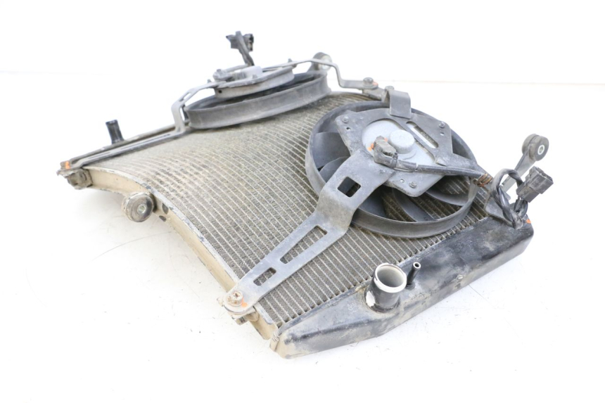 photo de CHŁODNICA YAMAHA FJR ABS 1300 (2006 - 2012) - Inny kąt widzenia