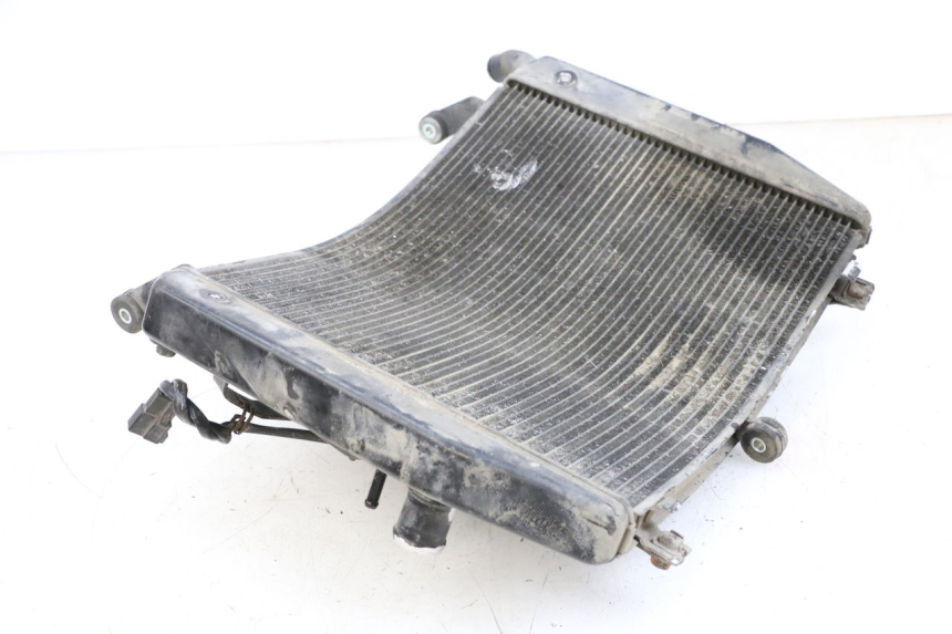 photo de CHŁODNICA YAMAHA FJR ABS 1300 (2006 - 2012) - Punkty mocowania