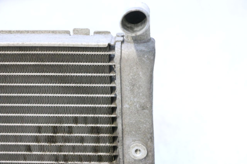 photo de CHŁODNICA HONDA FJS SILVER WING SILVERWING 400 (2005 - 2008) - Inny kąt widzenia