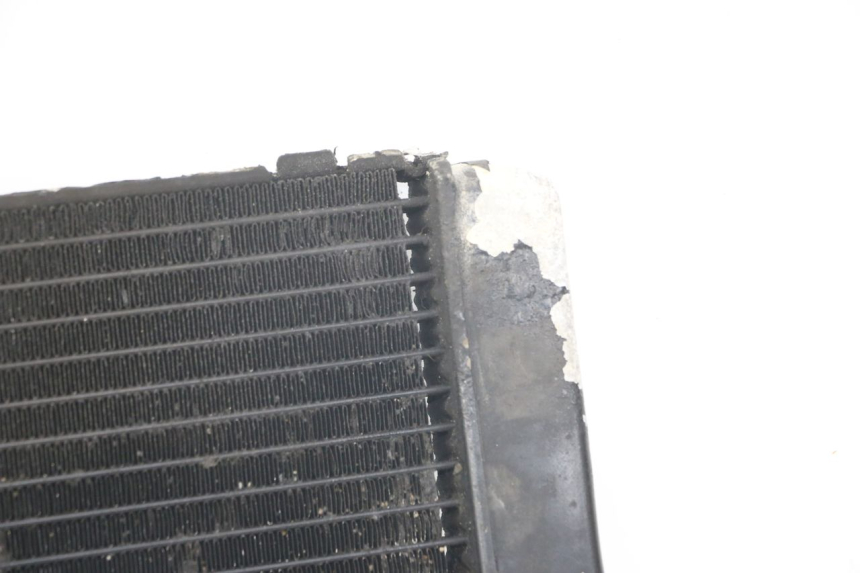 photo de CHŁODNICA HONDA FJS SILVERWING SILVER WING 600 (2001 - 2010) - Szczegóły charakterystyczne