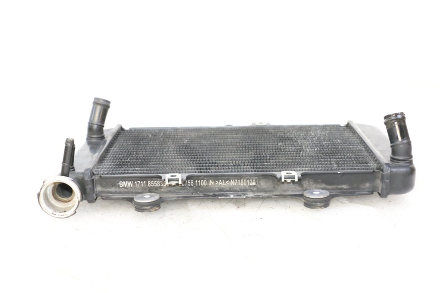 photo de CHŁODNICA BMW G310 R 310 (2016 - 2020) - Zbliżenie techniczne